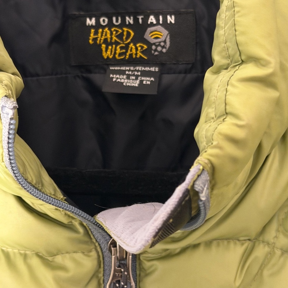 Mountain Hardwear Women’s Medium Down Puffer Vest Sage Green 85/15 Fill - Picture 7 of 8